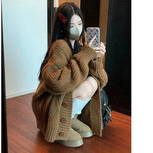 2025秋冬韩版暖呼呼慵懒风纯色V领长袖毛衣外套女休闲高级感开衫