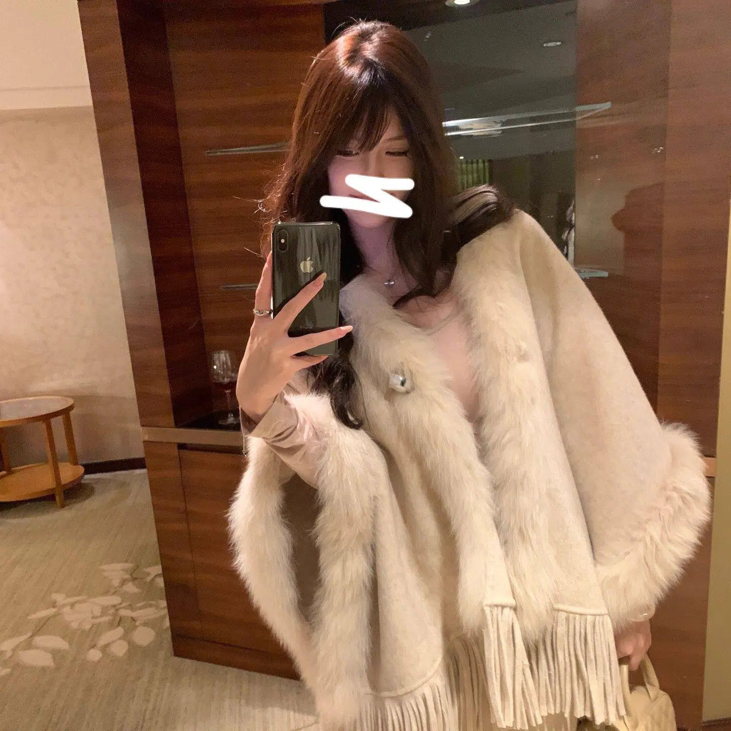 新中式温婉气质毛领流苏斗篷外套 女26春新千金高级感毛绒绒外披