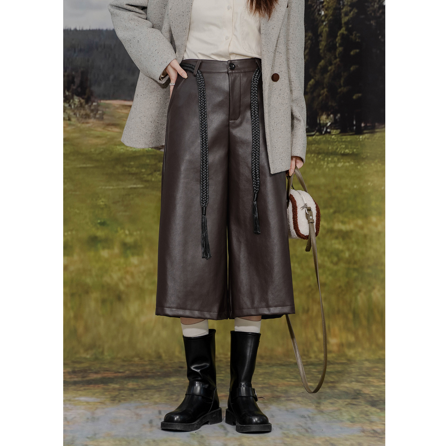 复古PU皮阔腿裤女半松紧高腰纯色简约直筒裤宽松休闲显瘦七八分裤