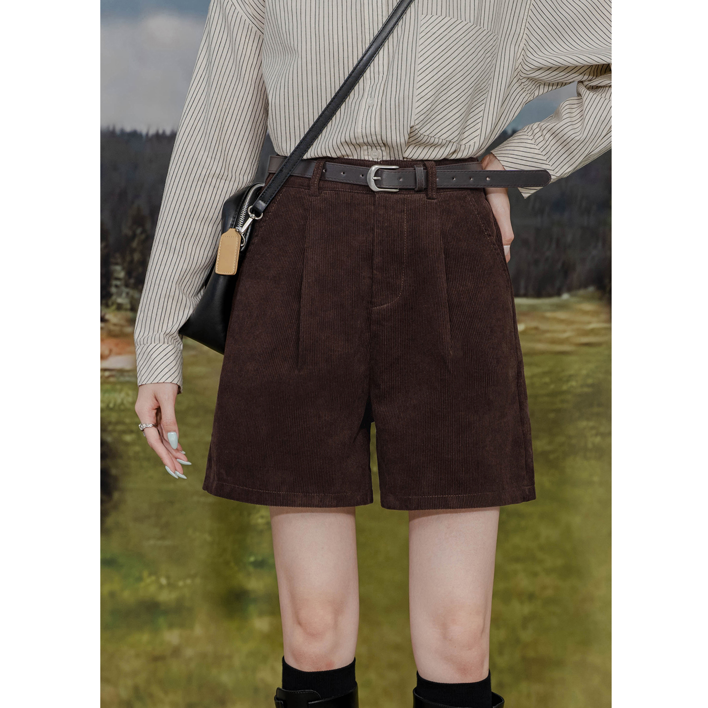 复古灯芯绒休闲阔腿五分裤