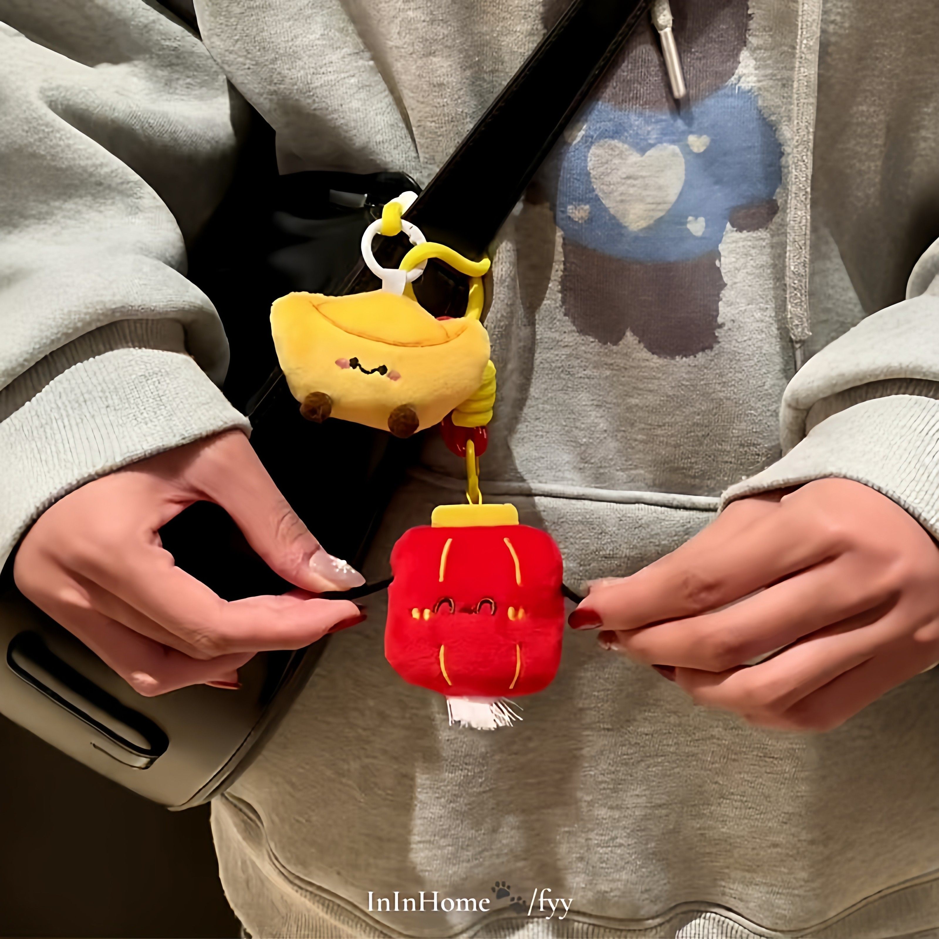2026新款灯笼元宝挂件新年装饰包挂件创意毛绒玩偶钥匙扣新年礼物