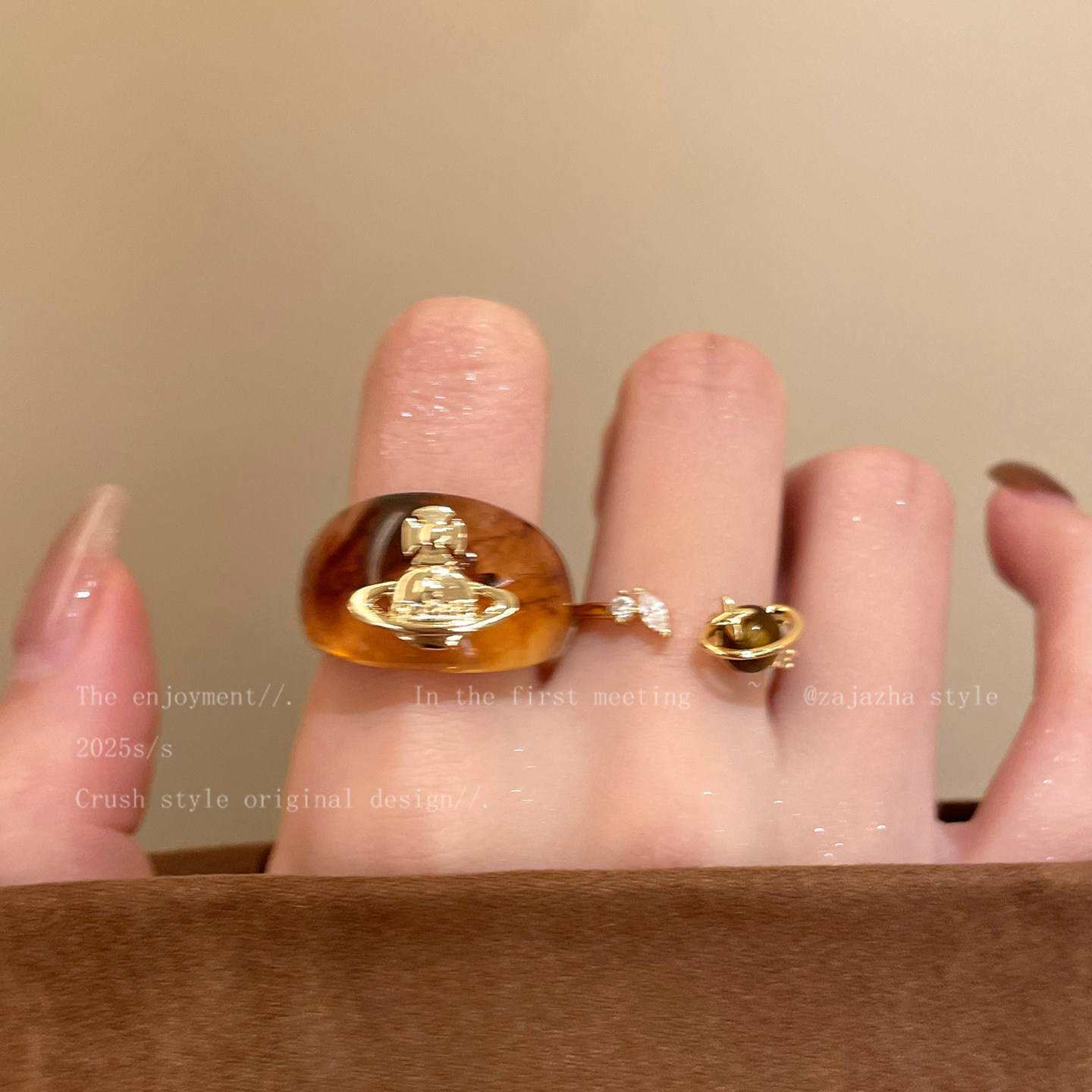 琥珀焦糖~虎眼石西太后土星戒指女冬季小众设计感复古叠戴食指戒