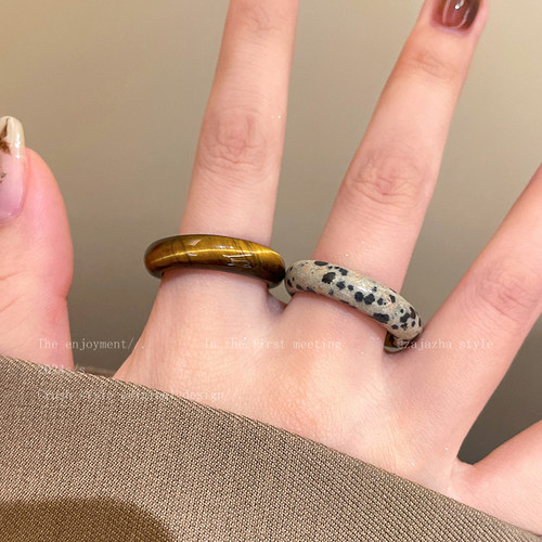 天然虎眼石戒指女美拉德复古小众设计食指戒轻奢高级感斑点石指环
