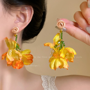 粉色干枯玫瑰花朵耳钉女新款海边度假风耳饰独特绝美夸张耳夹耳环