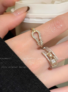 闪钻金色马蹄扣戒指女款2025新