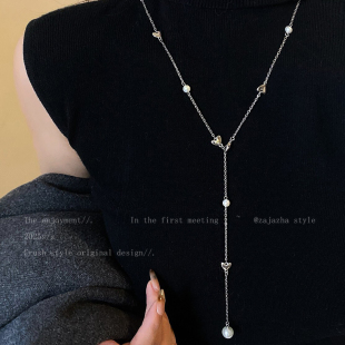 柏林花事~秋冬珍珠爱心毛衣链女轻奢小众高级感长款项链气质配饰