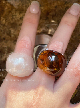 美拉德复古树脂叠戴戒指女轻奢高级感琥珀食指戒小众设计夸张指环