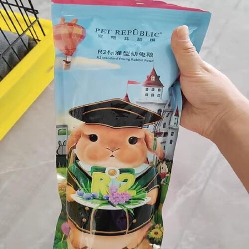 第七代R2安全幼兔粮母乳精华兽医研发均衡营养幼兔饲料