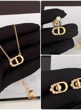 2025新款时尚cd珍珠项链耳钉女小众气质高级感锁骨链双珠耳环耳饰