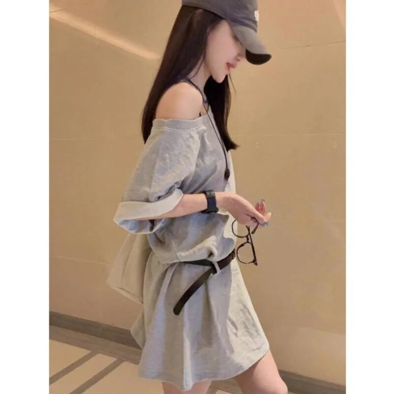 灰色斜肩露肩辣妹包臀短连衣裙女