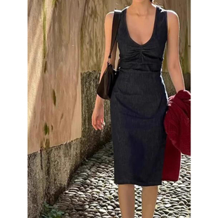 谁穿谁好看！重点推荐！夏季复古港风高级感穿搭牛仔背心连衣裙女