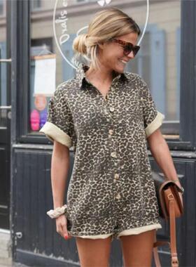 Leopard-print short-sleeved jumpsuit街拍豹纹短袖连体衣短裤女