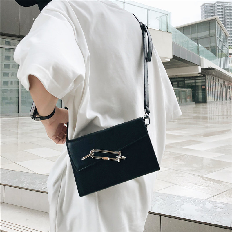 潮牌单肩包男小众设计感时尚斜挎包男生硬盒小方包休闲百搭手机包,箱包皮具/热销女包/男包,男士包袋,淘宝优惠券,粉丝福利购,淘宝优惠卷