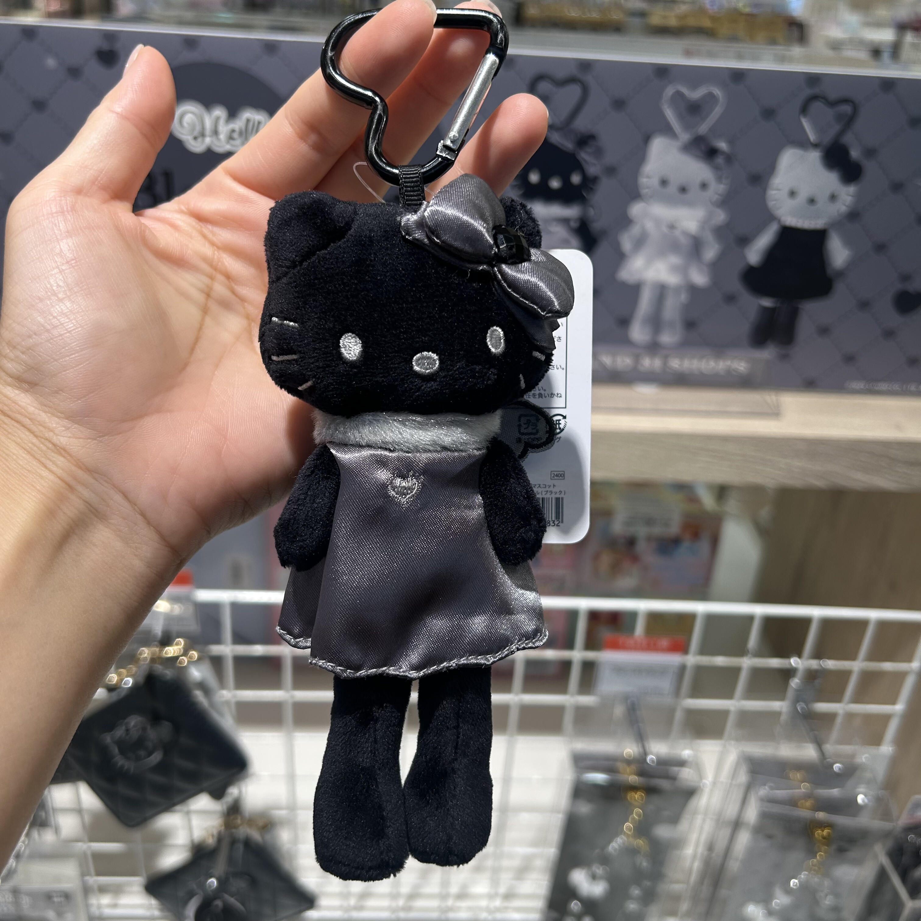 9.12日本购Sanrio三丽鸥NIC黑白天使恶魔系列长腿HelloKitty挂件