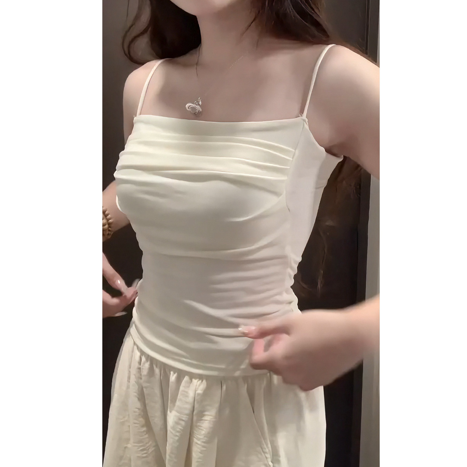大码胖mm纯欲风辣妹褶皱吊带背心女秋装带胸垫内搭美背打底衫上衣