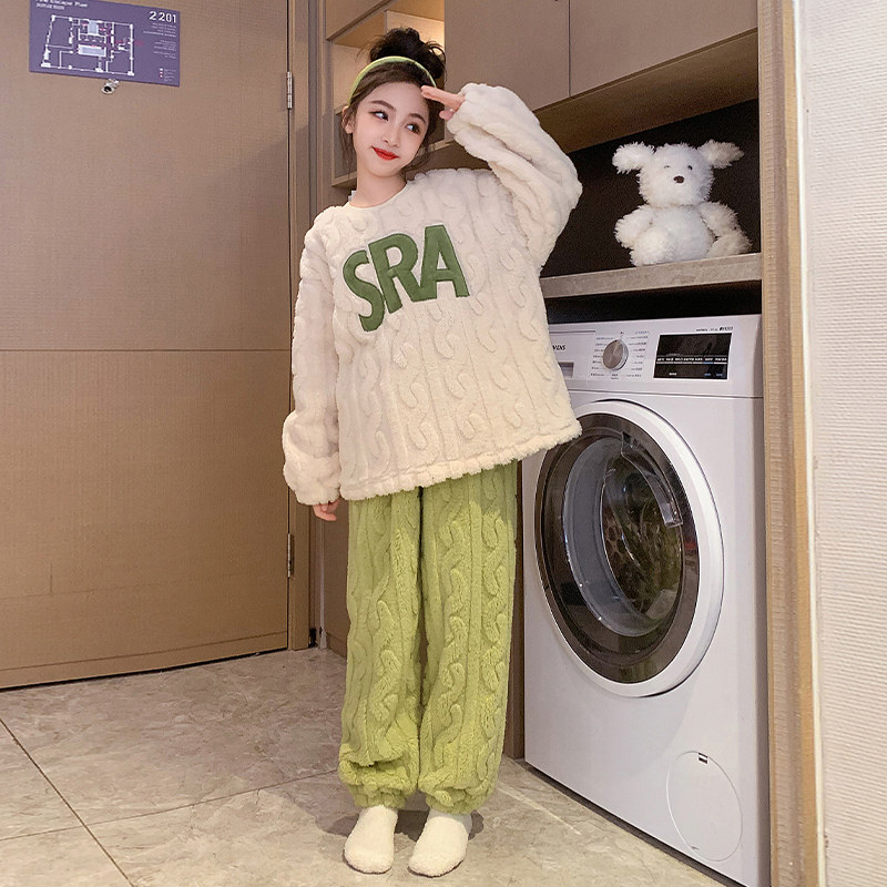 女童睡衣秋冬装2023新款女孩加厚加绒珊瑚绒儿童法兰绒居家服套装