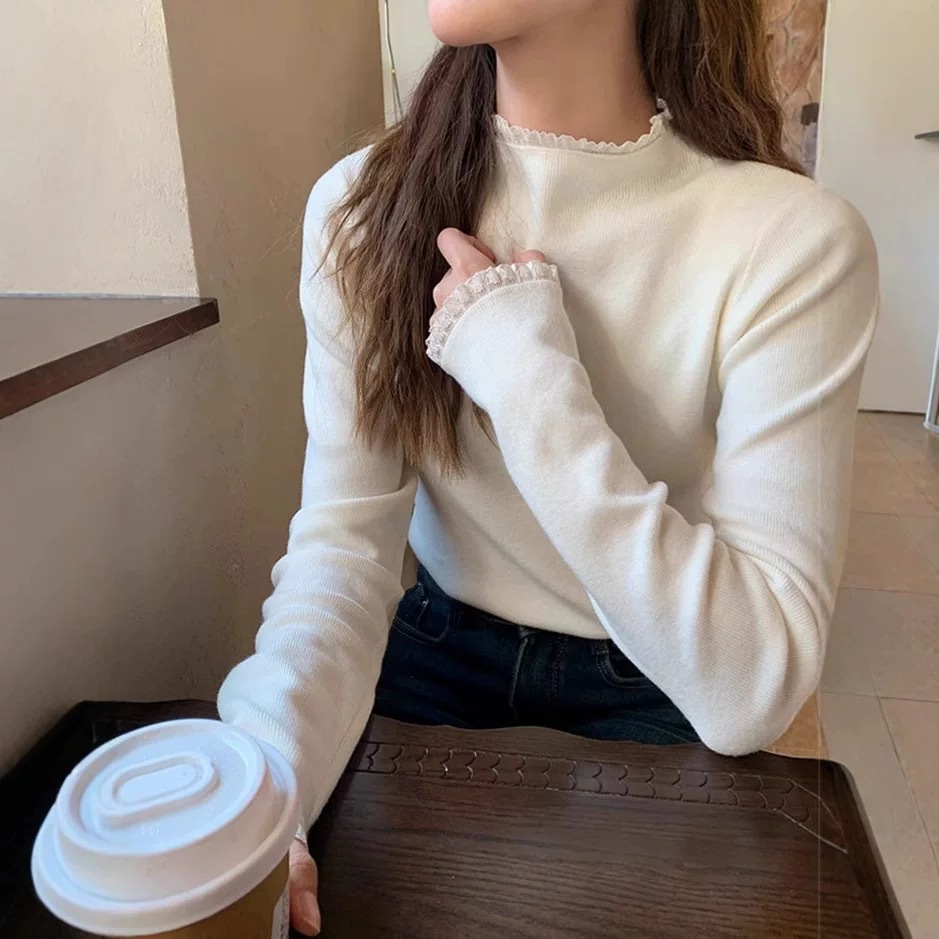 软糯百搭蕾丝领针织打底
