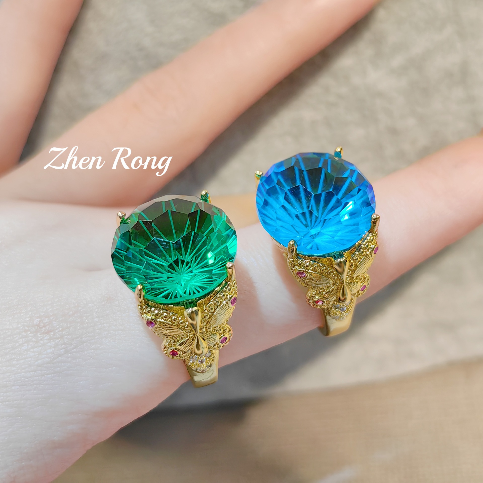意大利织纹雕金工艺蝴蝶结烟花切