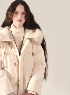 现货原版定制白鸭绒牛角扣羽绒服女冬季23新款克拆大毛领连帽外套