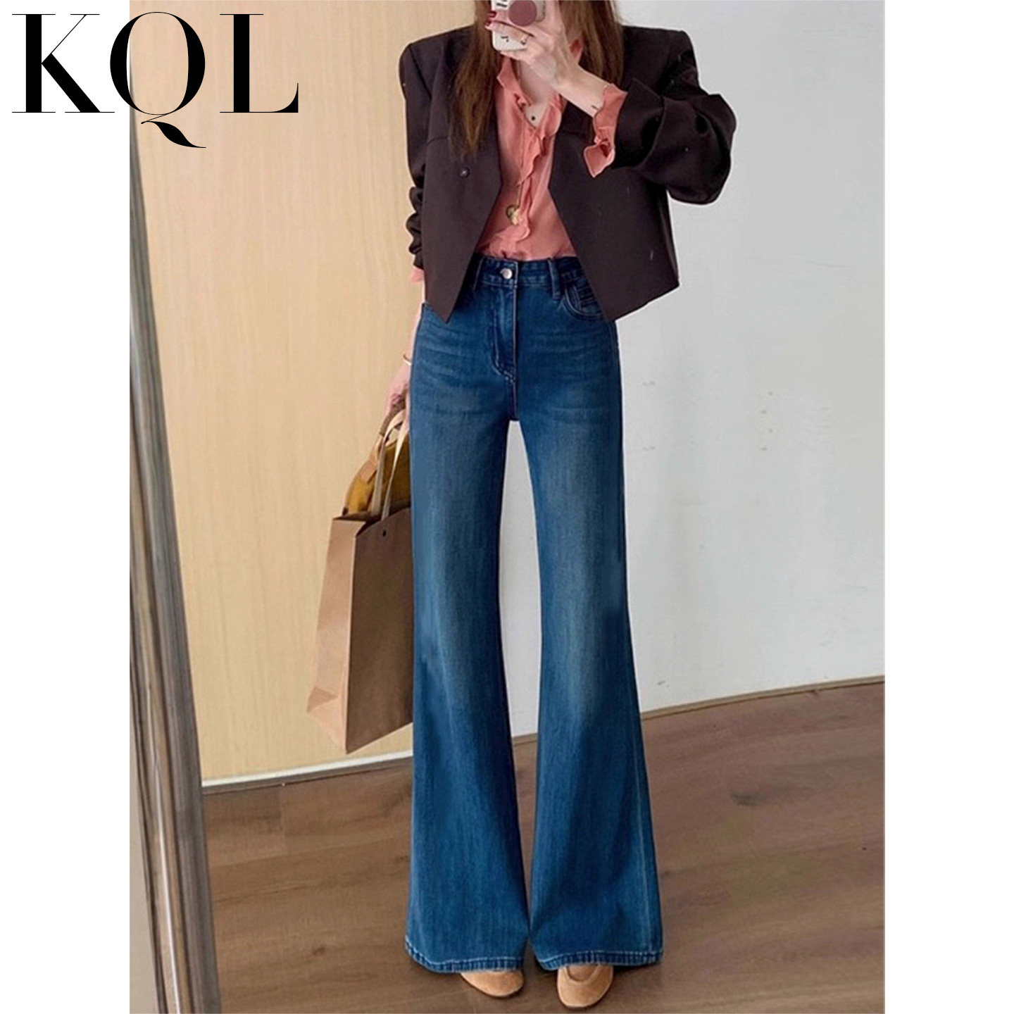 不贴腿微喇牛仔裤高跟鞋配喇叭裤