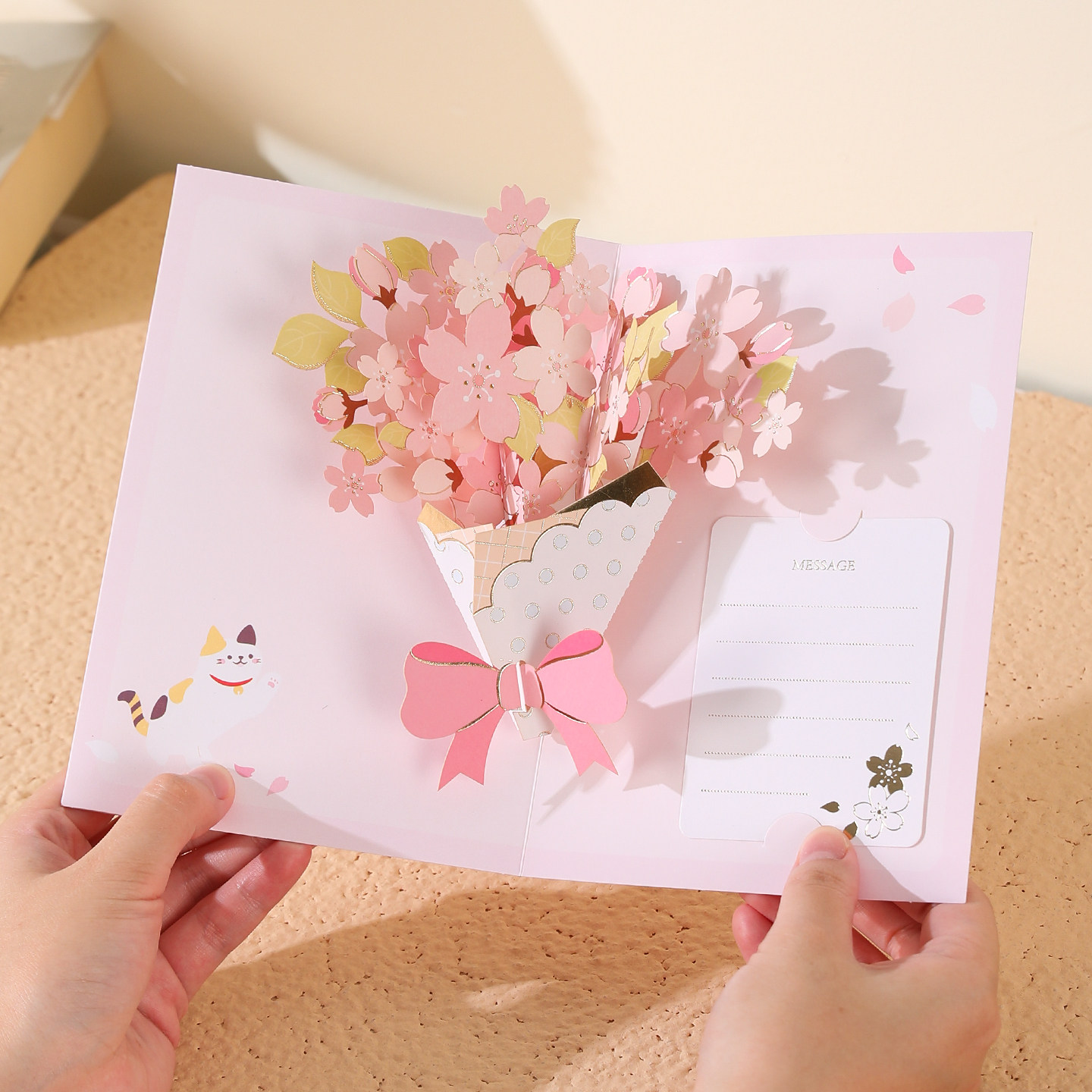 高级创意3D立体花束贺卡节日通用