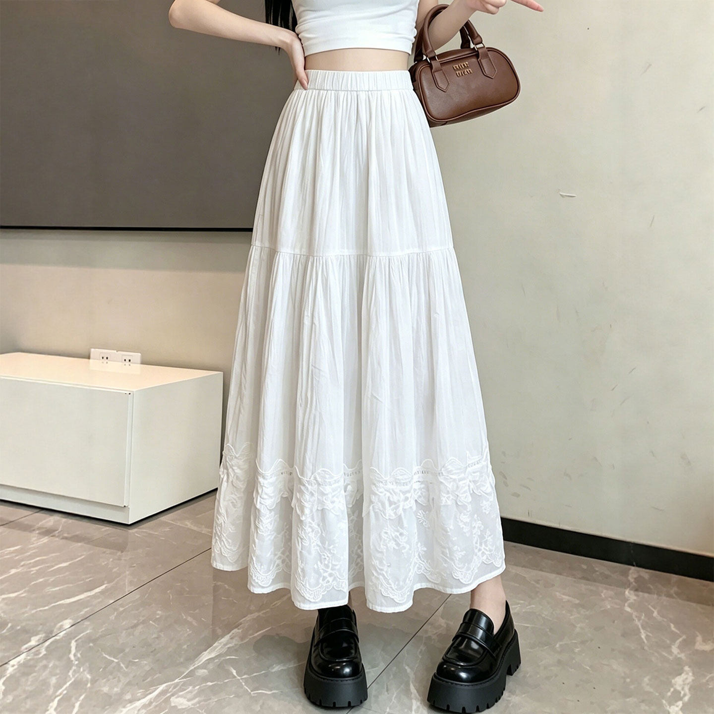 白色蕾丝半身裙女显瘦夏季2026新款a字大码高腰百褶蓬蓬蛋糕长裙