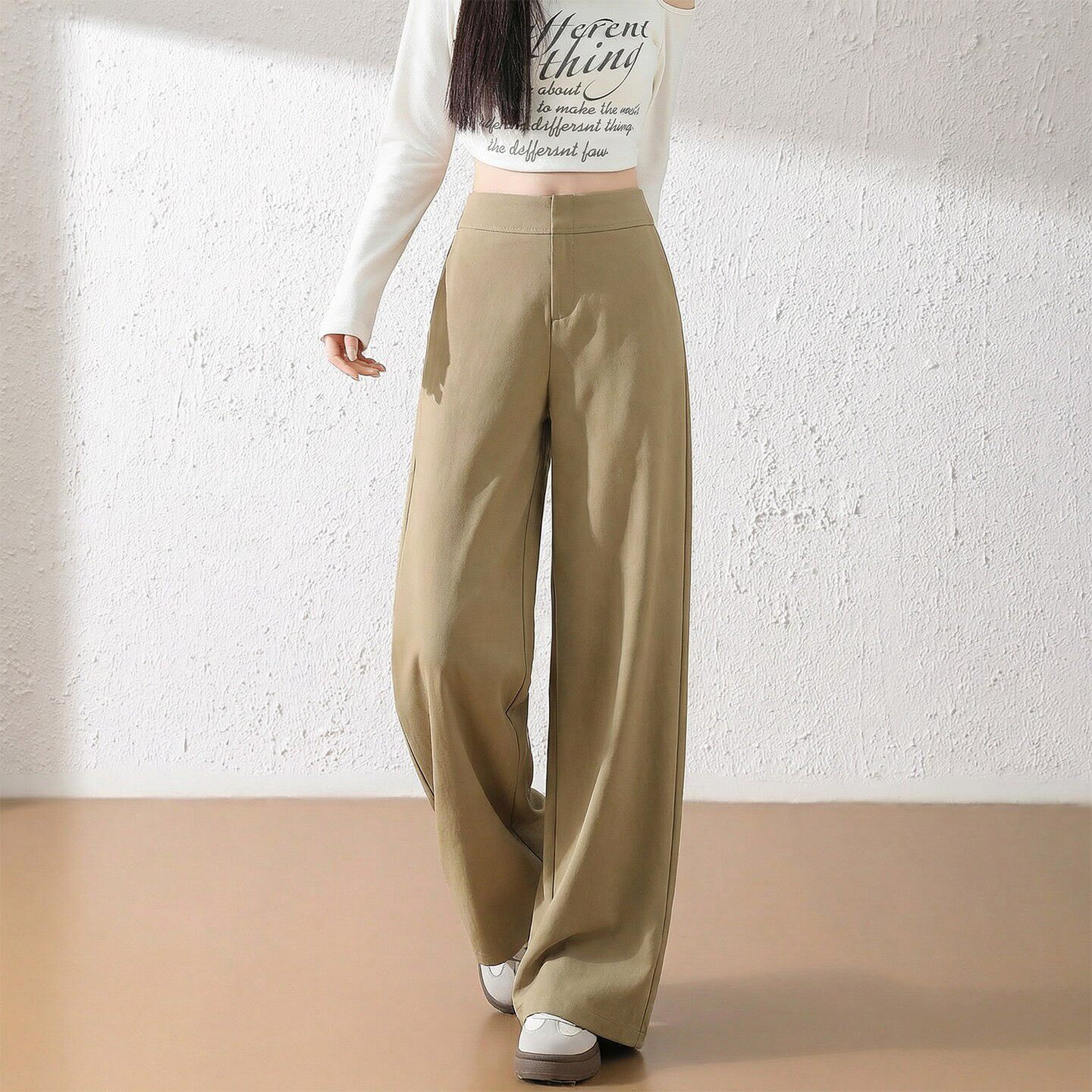 卡其色西装裤女夏2026新款老钱风宽松小个子高级感垂感直筒阔腿裤