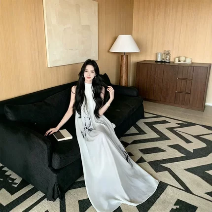 有洧Youwei2026巨好看连衣裙女新款夏季新中式无袖白色背心裙长裙
