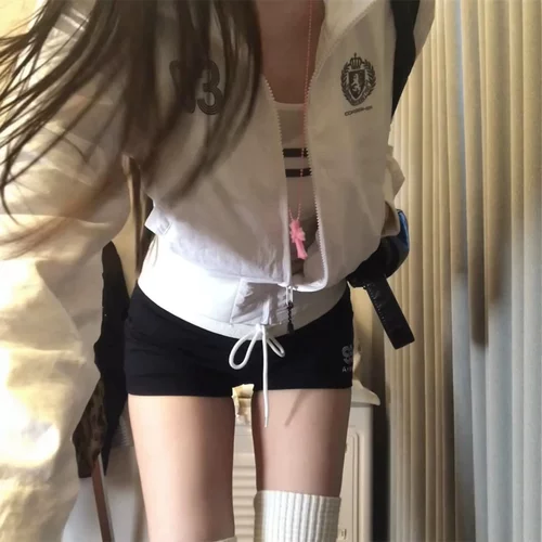 2026新款女修身连帽防晒外套