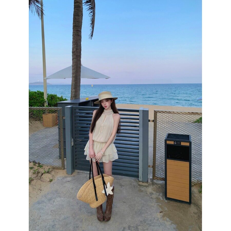 法式杏色蕾丝露肩挂颈洋