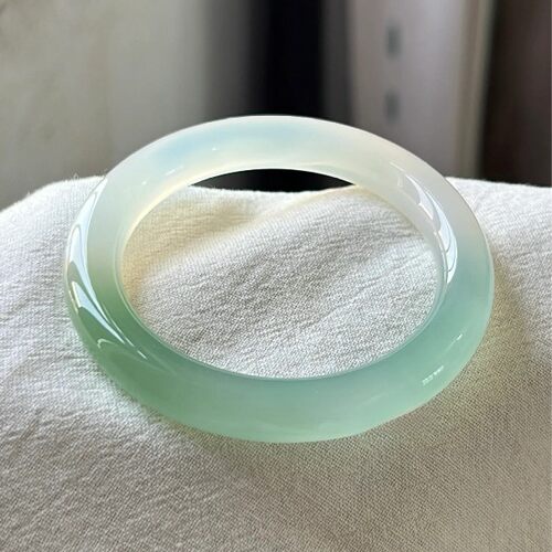 官方保真半山水玉手镯天然冰透玉髓梅子青玛瑙玉镯礼物多样性发一