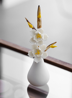 白瓷小花器新中式桃花 陶瓷花瓶禅意绿萝铜钱草花插白色水养花器