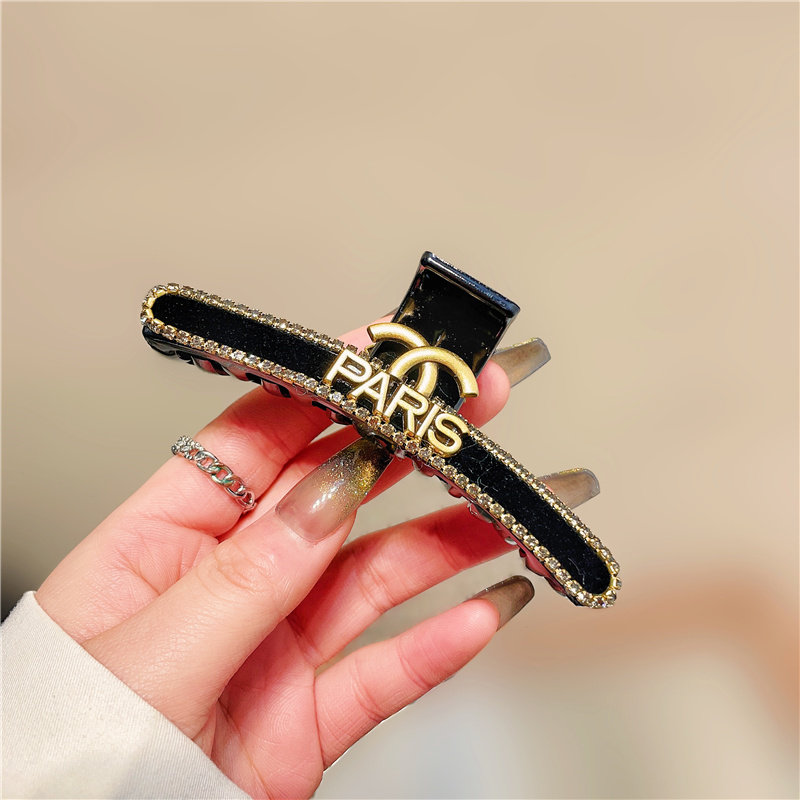 2022年新款抓夹女生韩版简约网