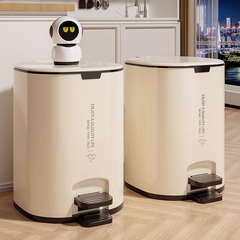 垃圾桶家用脚踩式带盖