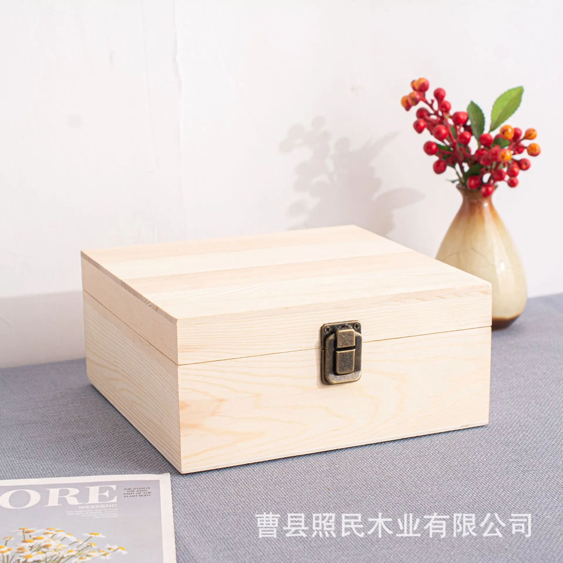 现货精油整理收纳箱大容量25格