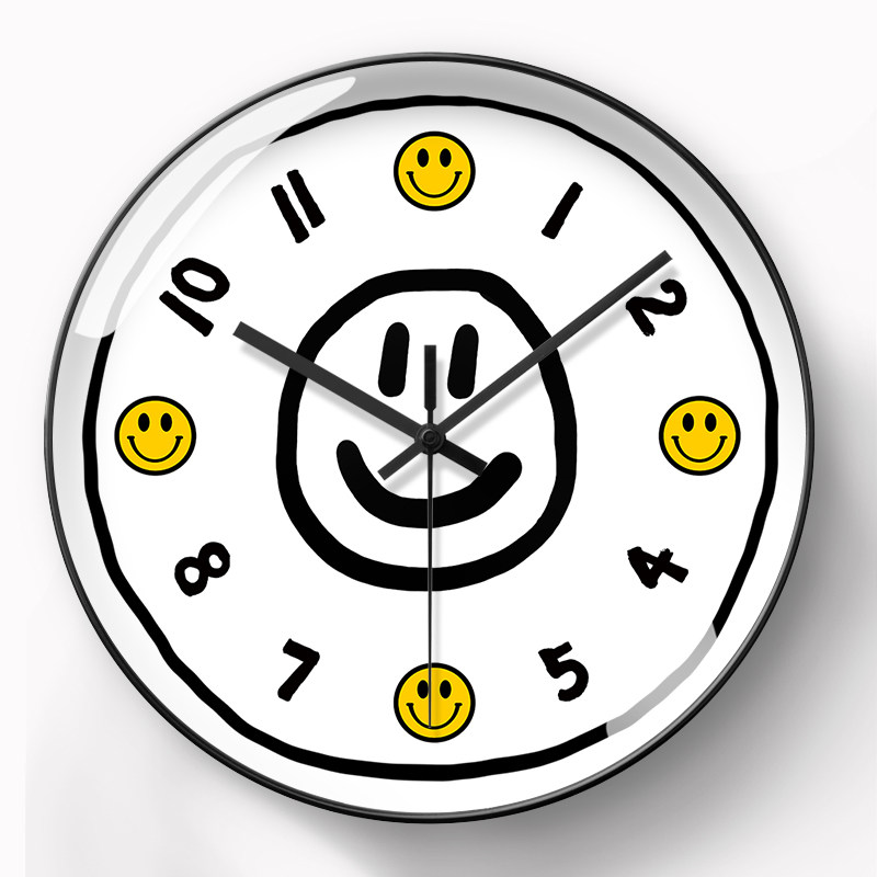简约挂钟笑脸表情可爱卡通ins儿童房时钟网红石英钟表电波钟静音