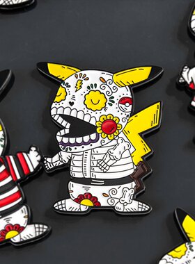 皮卡丘周边万圣节动漫金属徽章挂件饰品宝可梦立牌生日礼物痛包