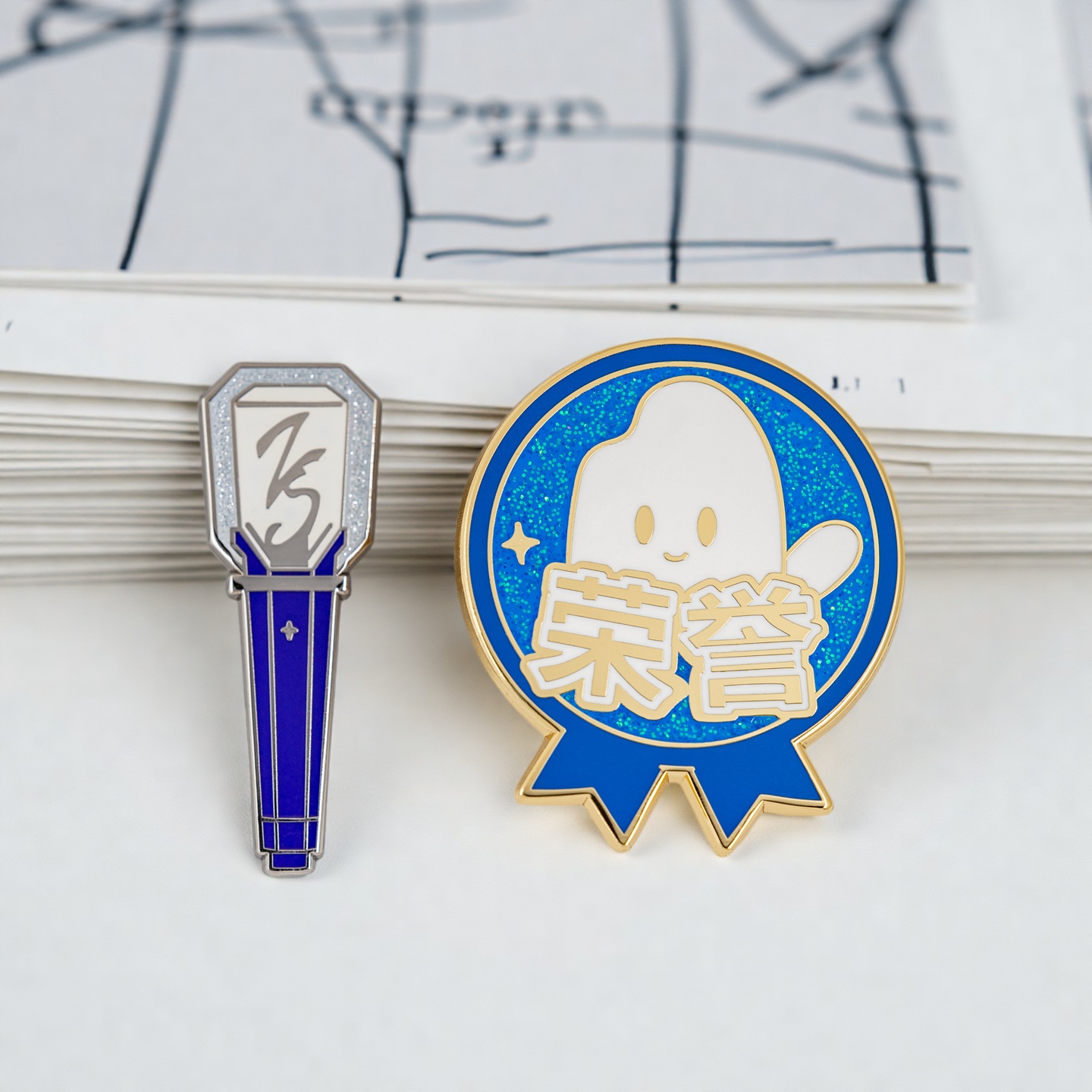 周深演唱会夜光应援徽章