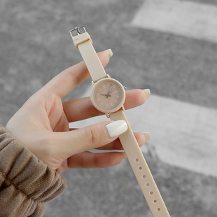 硅胶夜光手表女学生高中生女款 高颜值女生女孩初中生运动2026新款