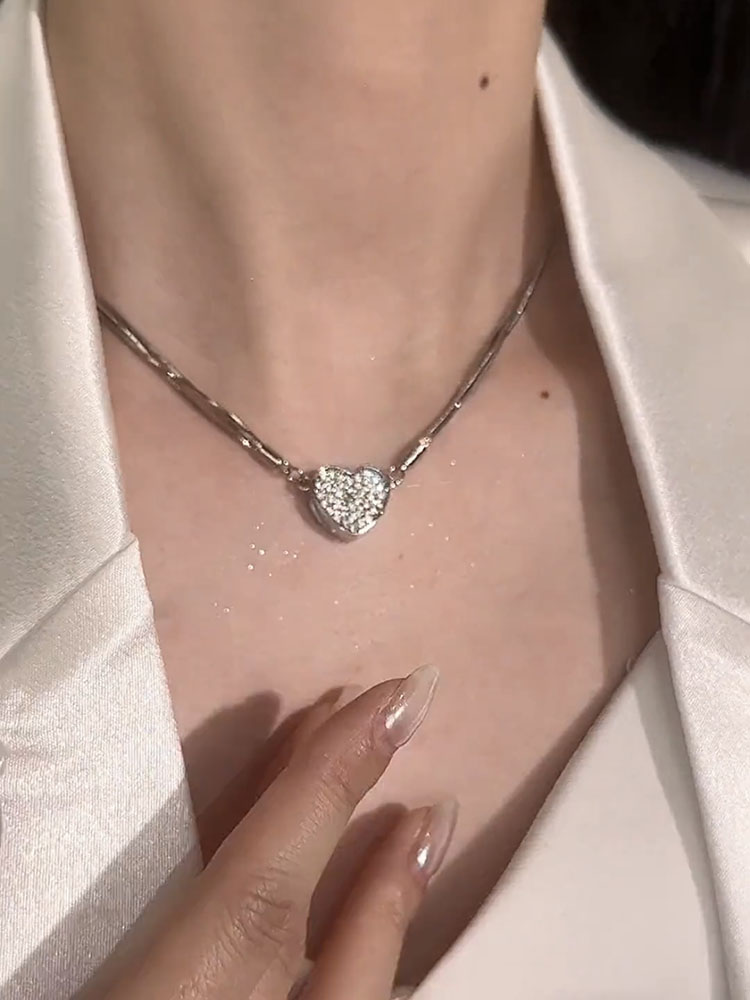 银色多层链子吸铁石爱心项链女