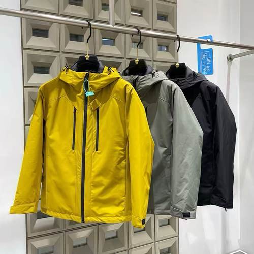 冬季新款连帽三合一冲锋衣羽绒服