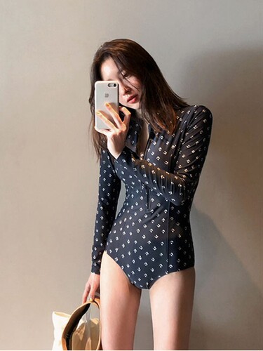 新款泳衣女显瘦遮肚长袖三亚泳装