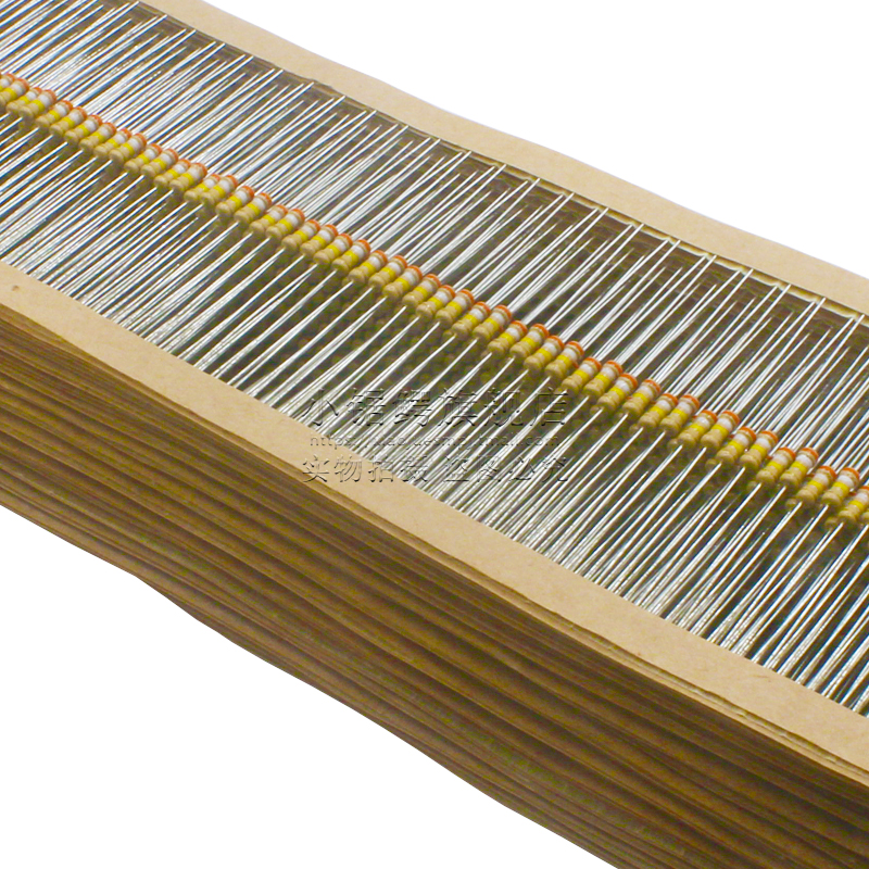 1/4W0.25W直插碳膜电阻5%5.6K 6.2K 6.8K 7.5K 8.2K 9.1K 10K