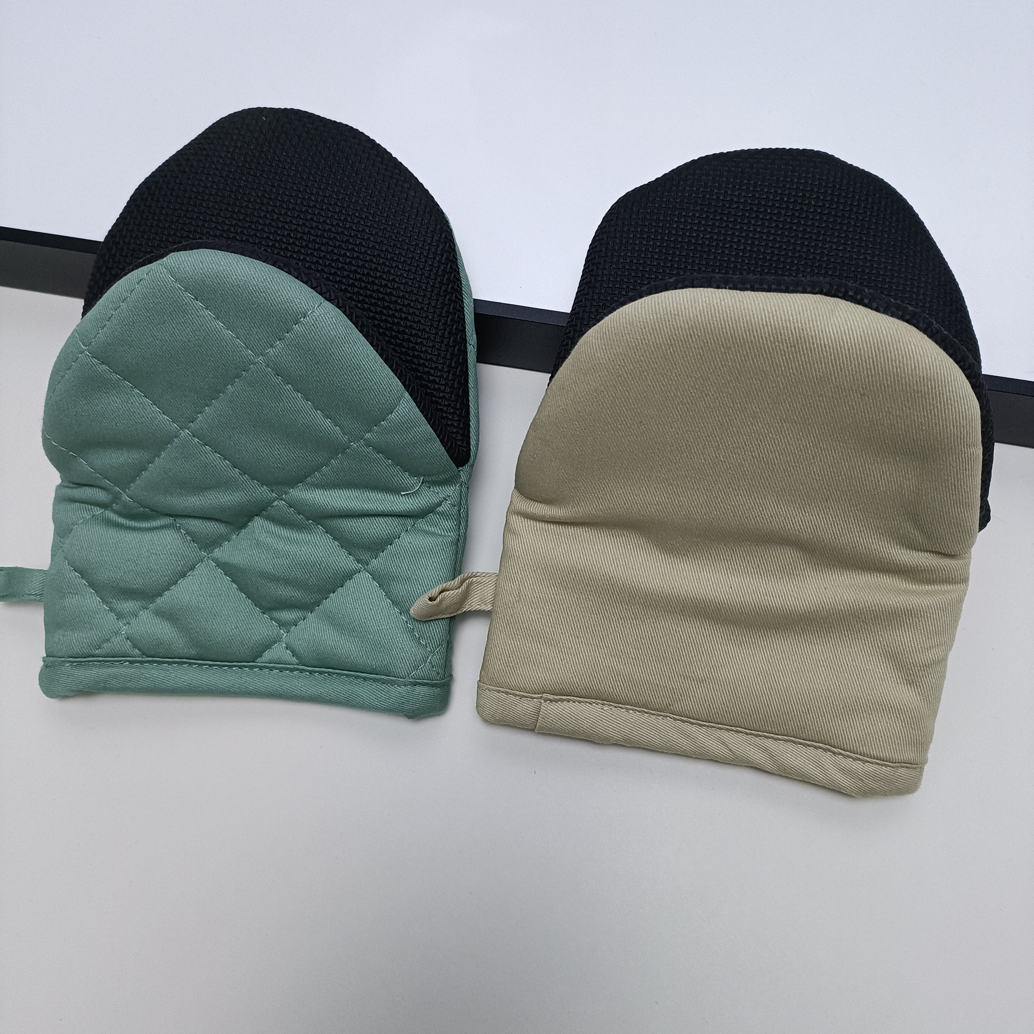 硅胶隔热手套防烫防滑微波炉手套外贸原单满20元包邮