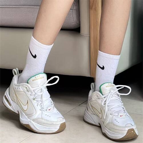 Nike耐克低帮系带休闲鞋