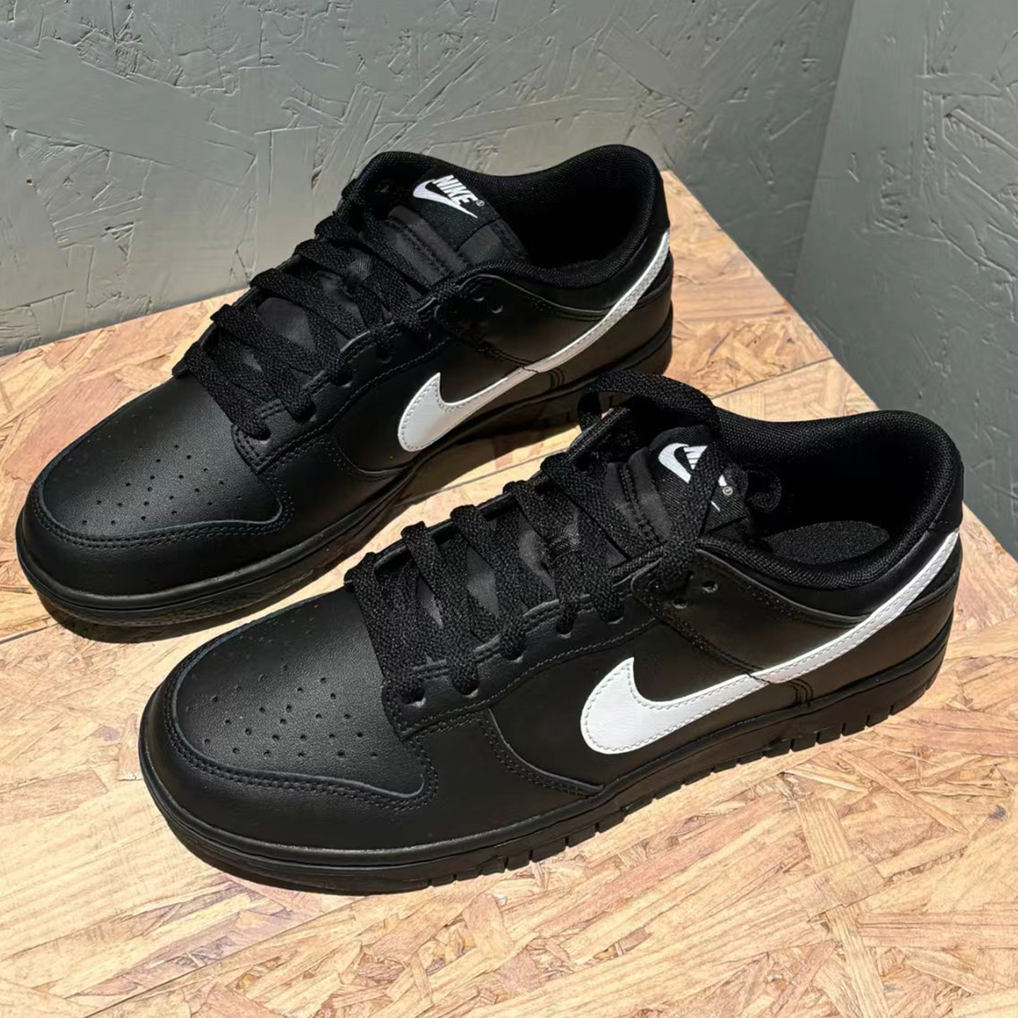 男子耐磨时尚系带休闲鞋