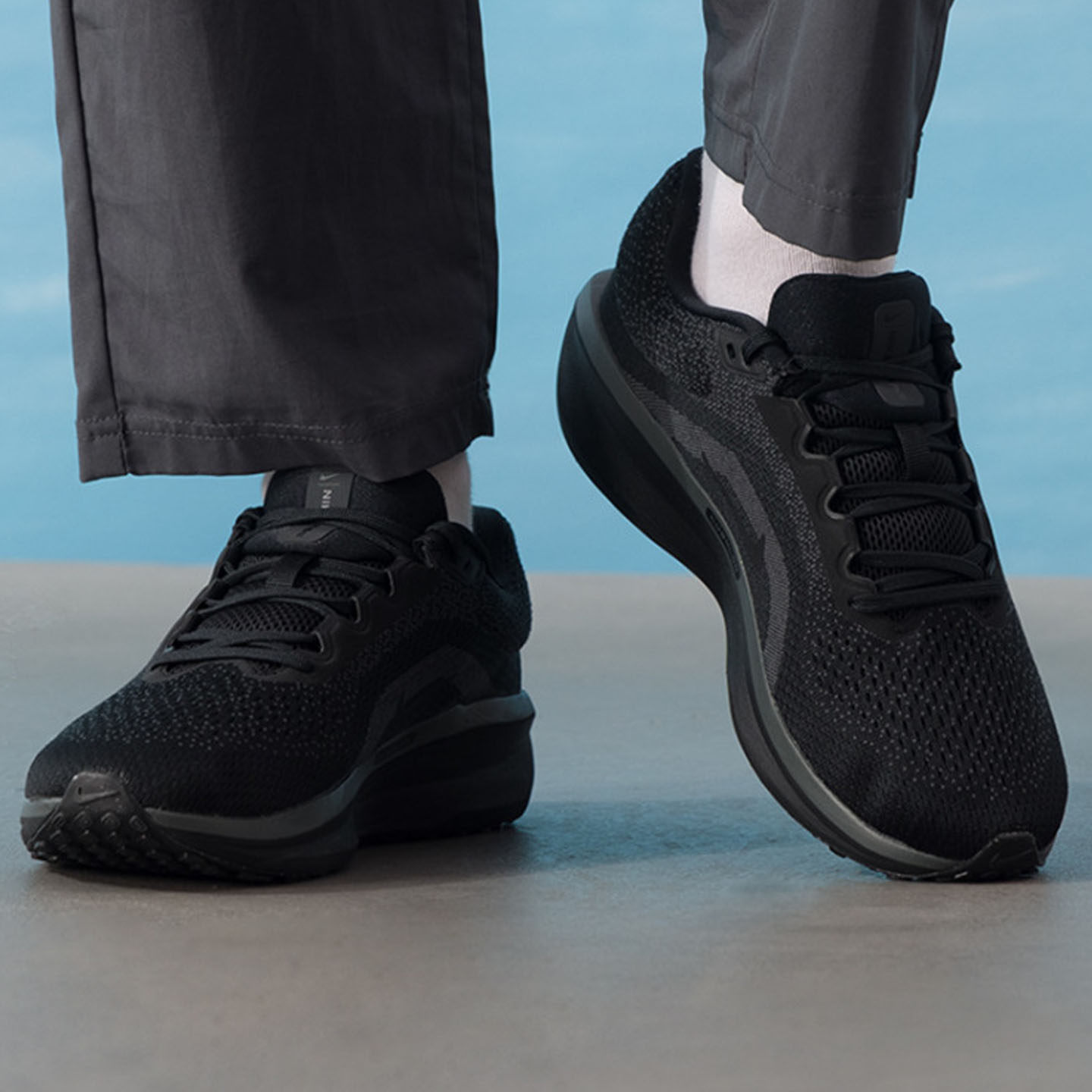 耐克男子防滑耐磨休闲运动跑步鞋