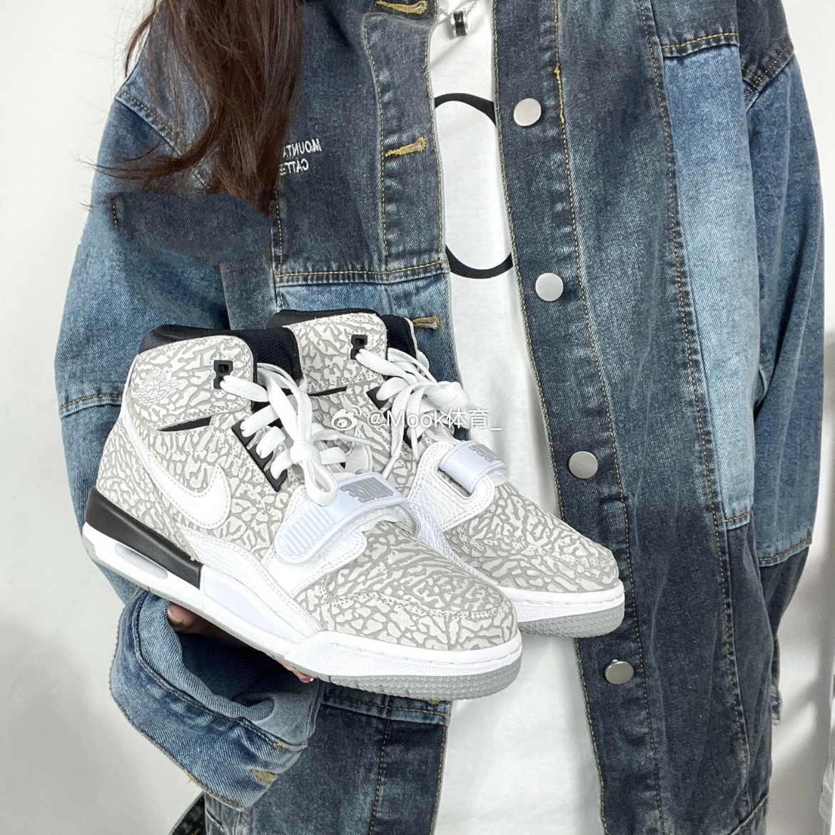 NIKE篮球鞋女款系带休闲运动