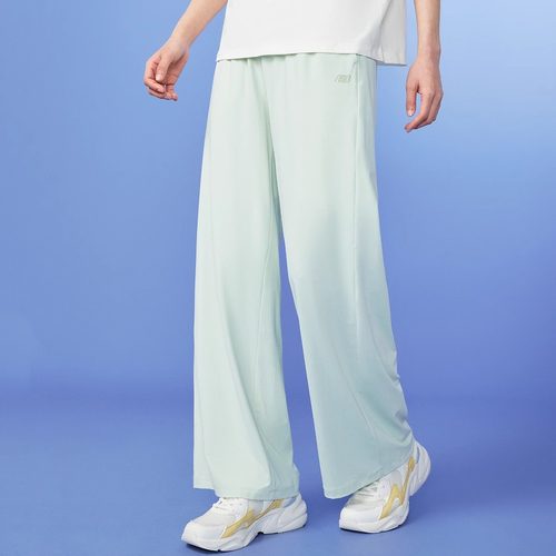 斯凯奇女子夏垂感速干防晒直筒裤