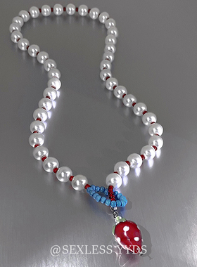 yyds！甜酷红色草莓串珠珍珠项链choker颈链小众设计高级感锁骨链